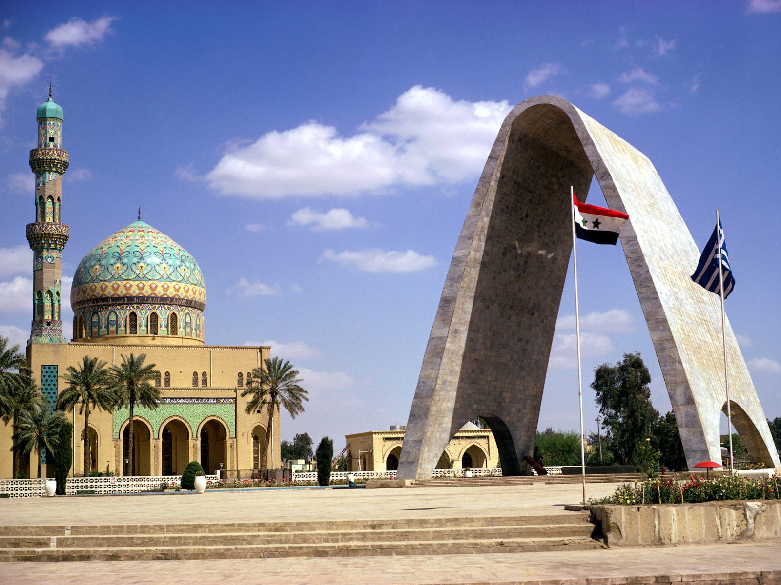 mosque_and_arch_to_unknown_soldier_baghdad_iraq_wallpaper-normal